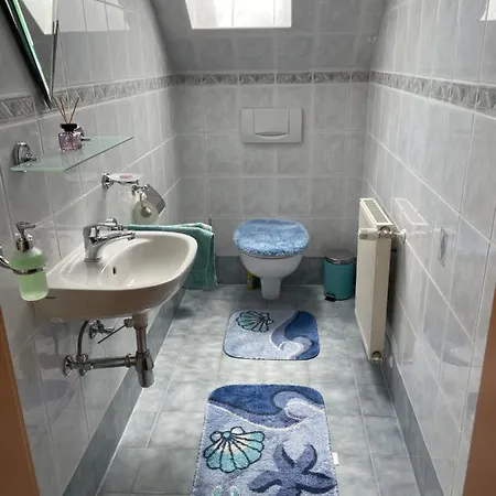 First Floor Of A Big House, 3 For 5 People *